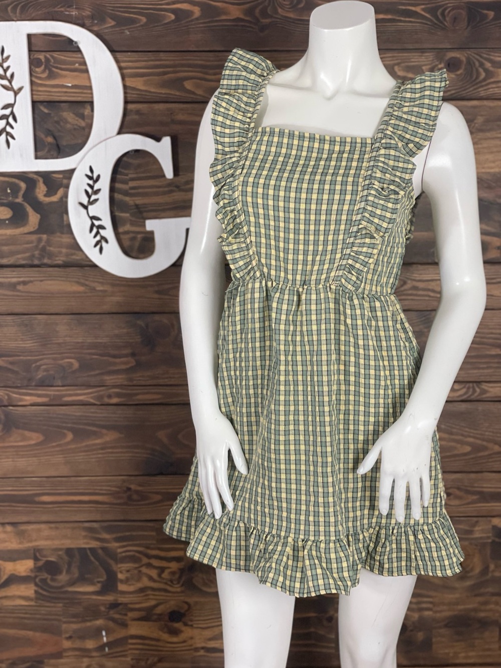 Wild Fable Gingham Plaid Green and Yellow Smocked Sundress Open Tie Back Ruffle